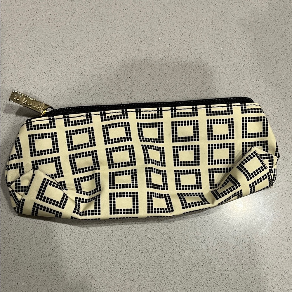 Estée Lauder Makeup Pouch